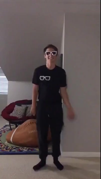 Skeleton dance