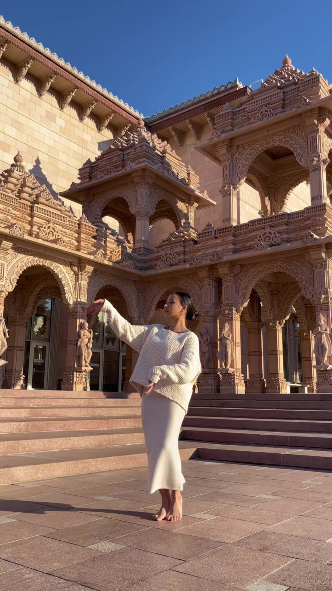 Thai dance